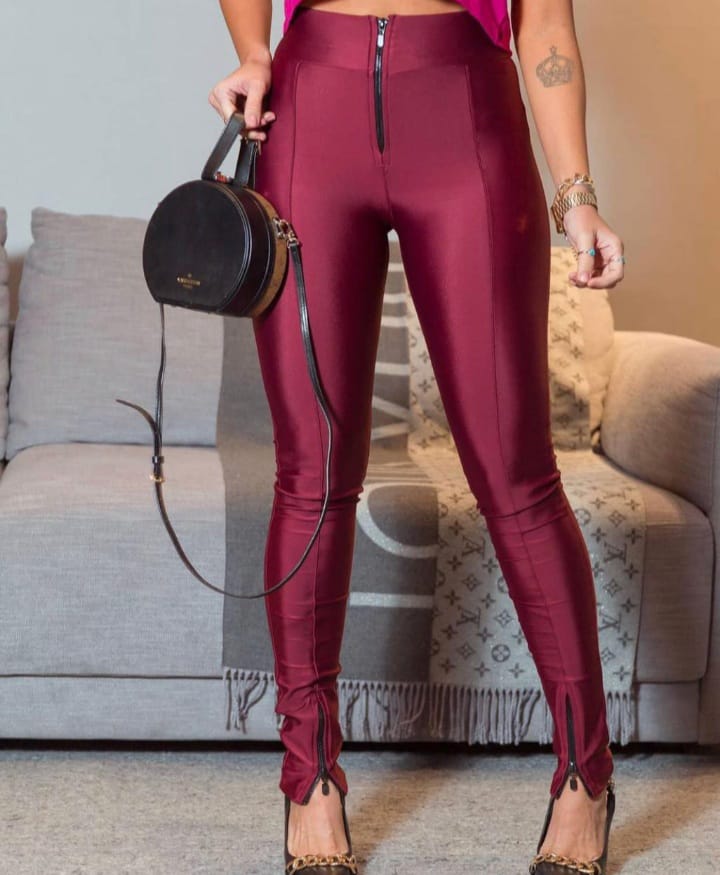 CALÇA PRADA